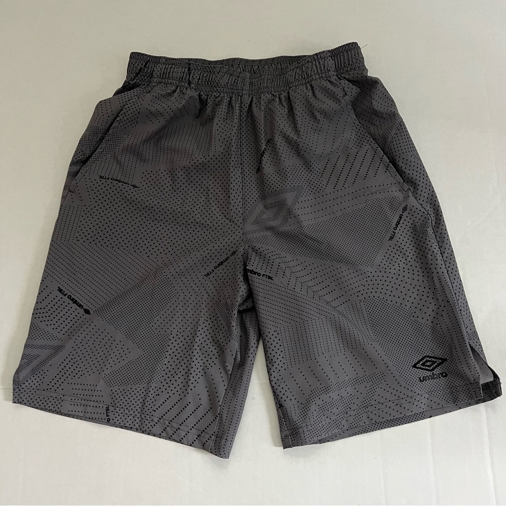 Umbro boy’s shorts size Large